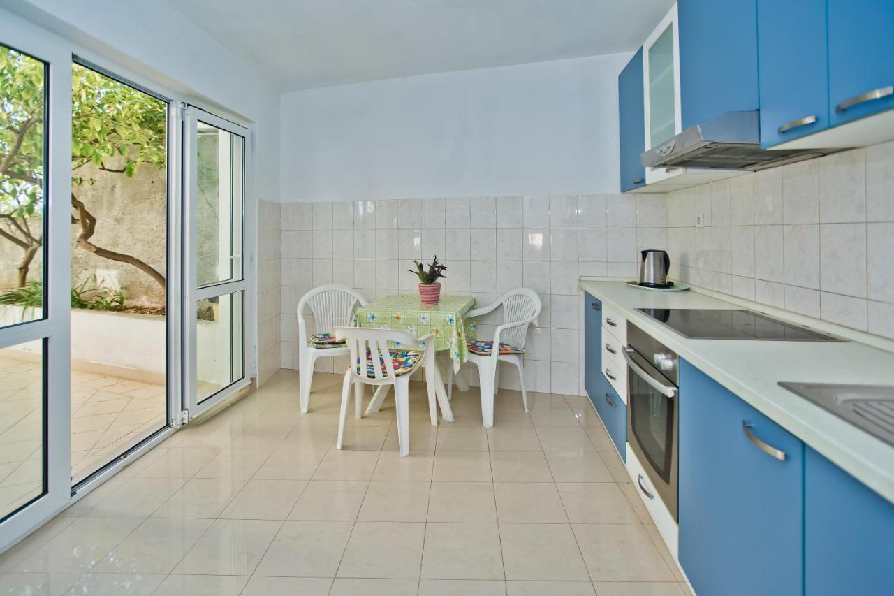 Villa Lucija Хвар Екстериор снимка