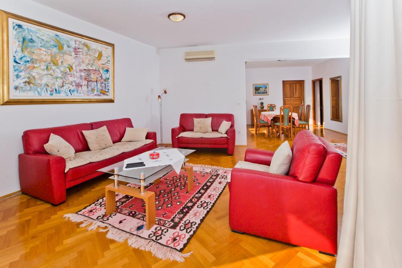 Villa Lucija Хвар Екстериор снимка
