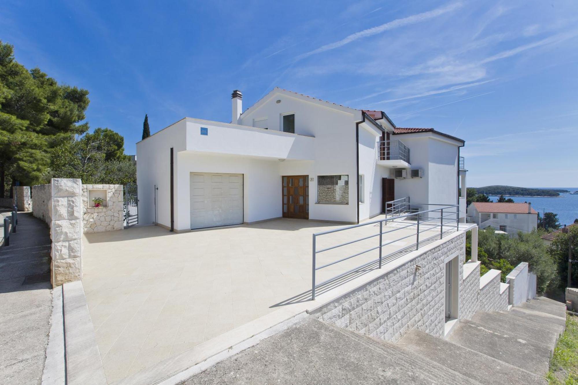 Villa Lucija Хвар Екстериор снимка